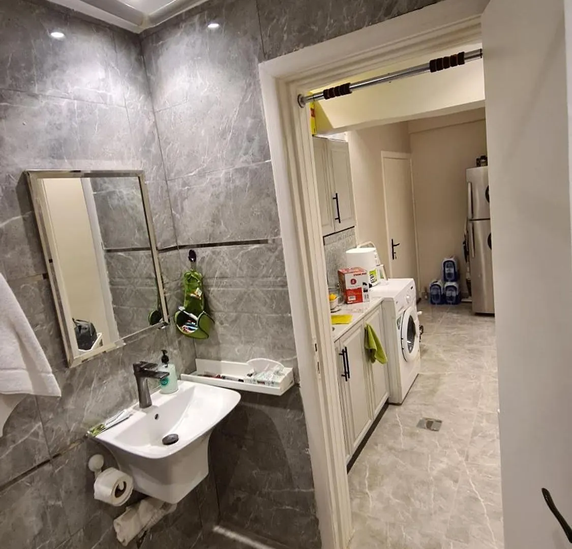 Private Bedroom In Shared Unit In As-Suleimaniyah 0*, الرياض